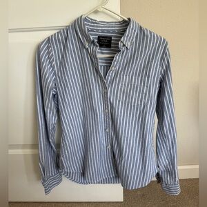 Abercrombie & Fitch Blue and White Striped Button Down Shirt
